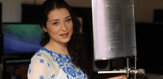 Alice Fredenham Net Worth: How Much Is Alice Fredenham Worth